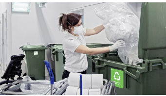 Les industriels de l'essuyage travaillent notamment à des solutions de recyclage.