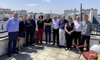De gauche à droite : Aurélien Trutt (ConstruirAcier), Stéphanie Celle (ministère de l’Enseignement), Lionel Blaisse (journaliste, Archi Créé), Julien Piton (Ingerop structures métalliques), Alice Bialestowski (journaliste, AMC), Mathieu Chazelle (Architecte, Enia), Jan Meyer (Journaliste), Grégoire Bignier (président du jury, B+M Architecture), Virginie Brossard (ConstruirAcier), Xavier Cespedes (Strains, Bureau d’études), Nicolas Brigand (Architecte, RHB Strasbourg).