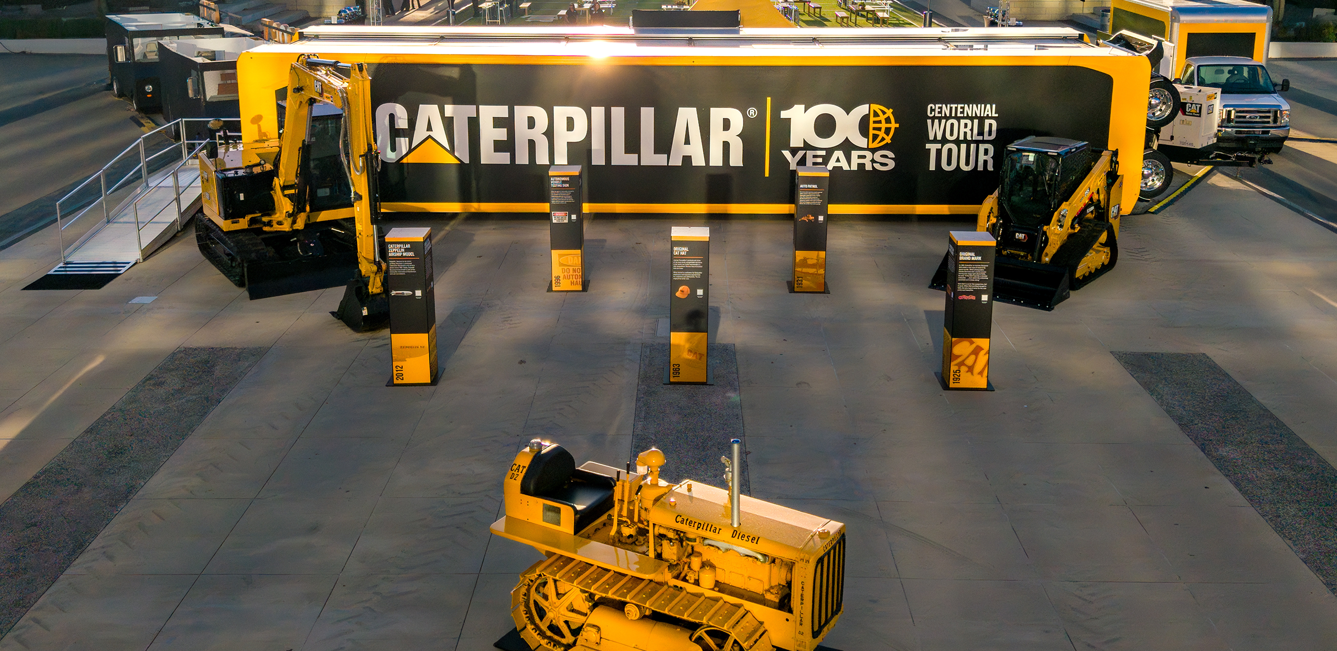 Le Centennial World Tour parcourra les installations de Caterpillar dans le monde entier et offrira une expérience interactive et immersive