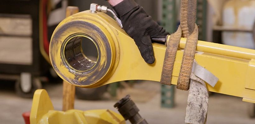 Avec sa bibliothèque digitale orientée utilisateur, Caterpillar transforme l'expérience client en matière de maintenance, conformément aux attentes du secteur.