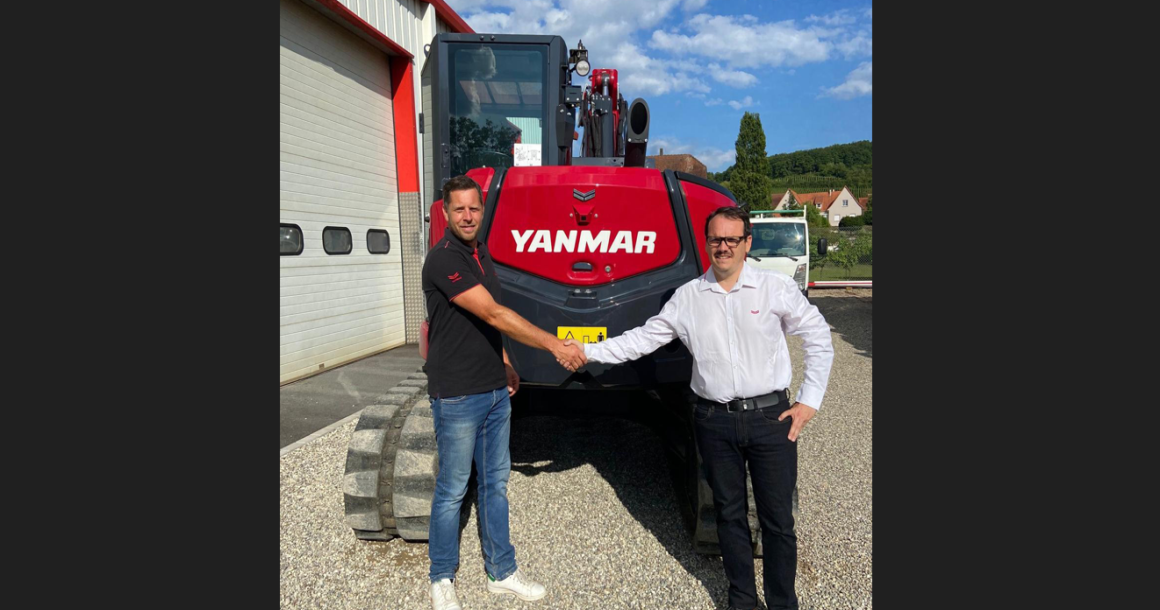 De gauche à droite, Frédéric Rossi, fondateur d'ACE et David Berthoud, Responsable Commercial Centre – Est France chez Yanmar CE.
