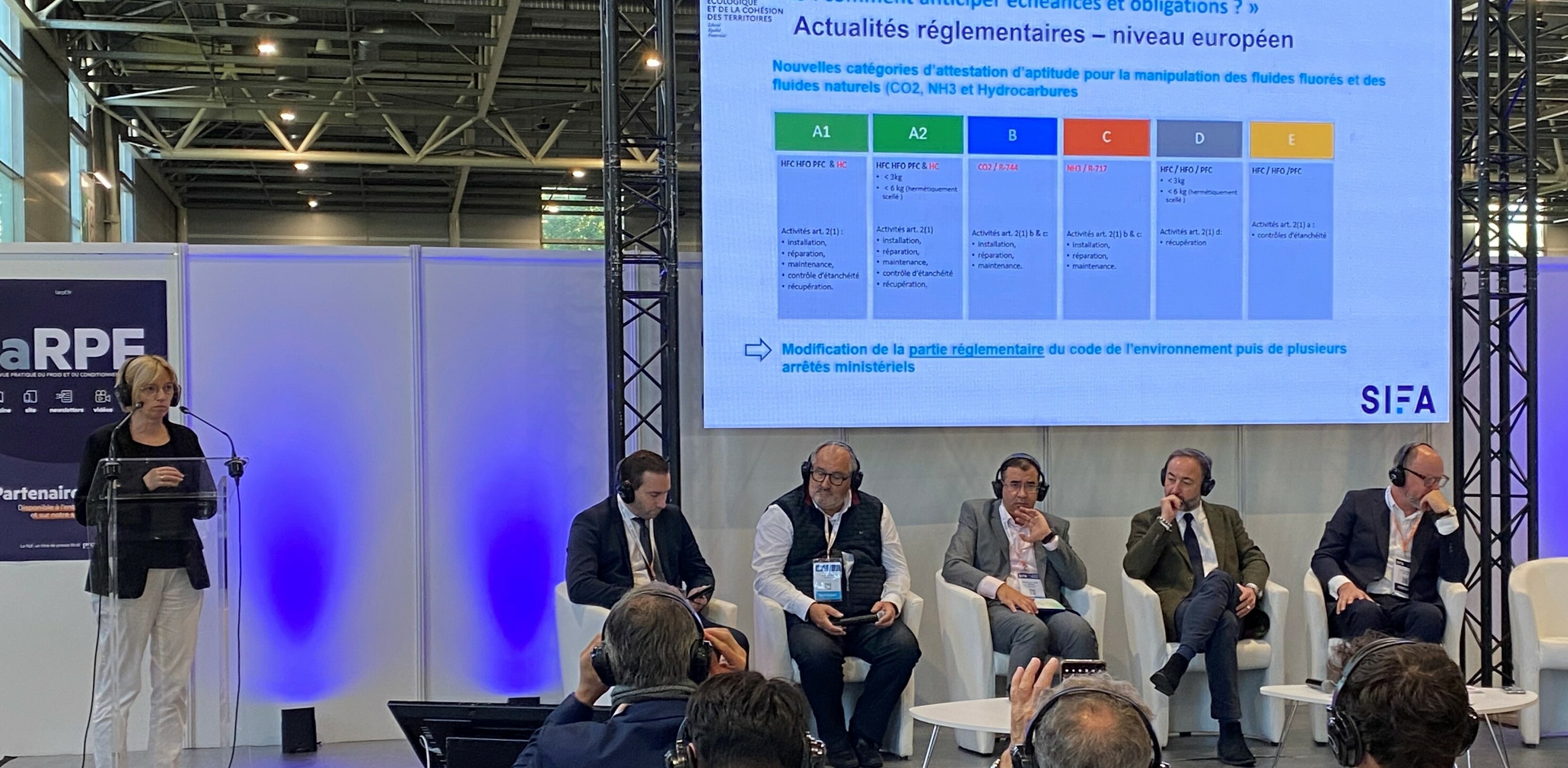 Thérèse Six, représente du ministère de l'écologie, a eu l'occasion de s'exprimer lors d'une conférence sur la F-Gas organisée avec le Snefcca lors du Sifa 2025. 