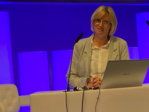 Thérèse Six, adjointe au Chef du bureau des produits chimiques - Cheffe du pôle PRECC (Prevention des Risques Émergents, Climat, Contrôle), s'est exprimée lors du Colloque AFCE 2025.