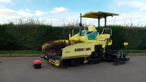 Parmi les matériels routiers proposés à la vente, ce finisseur Ammann AFW, dont le prix de départ est fixé à 24 500 euros.