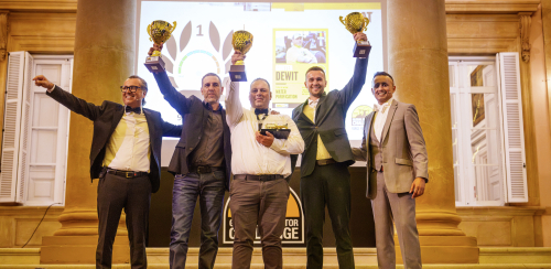 Le podium de la demi-finale EMEA du Global Operator Challenge, de gauche à droite : Sebastian Behr (3e), Gunter Dewit (1e) et Nicolai Thomsen (2e).