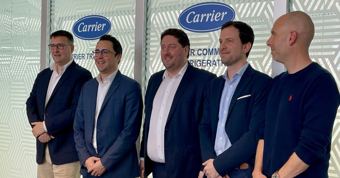 De gauche à droite : Benoît Viard, directeur marketing opérationnel et communication pour Carrier France et Viessmann France ; Gilles Donnat, directeur général Carrier France et Viessmann France ; Maxime Gobin, directeur commercial Carrier France ; Xavier Pierrot, directeur commercial Viessmann France ; Stéphane Brise, directeur marketing produits Carrier France et Viessmann France.
