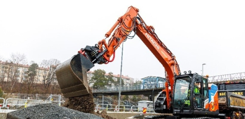 Landcros Development Center Europe doit  constituer un pôle essentiel du réseau mondial de développement de Hitachi Construction Machinery, 