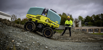 l’ARR 1585-2 d'Ammann peut virer à 360°.