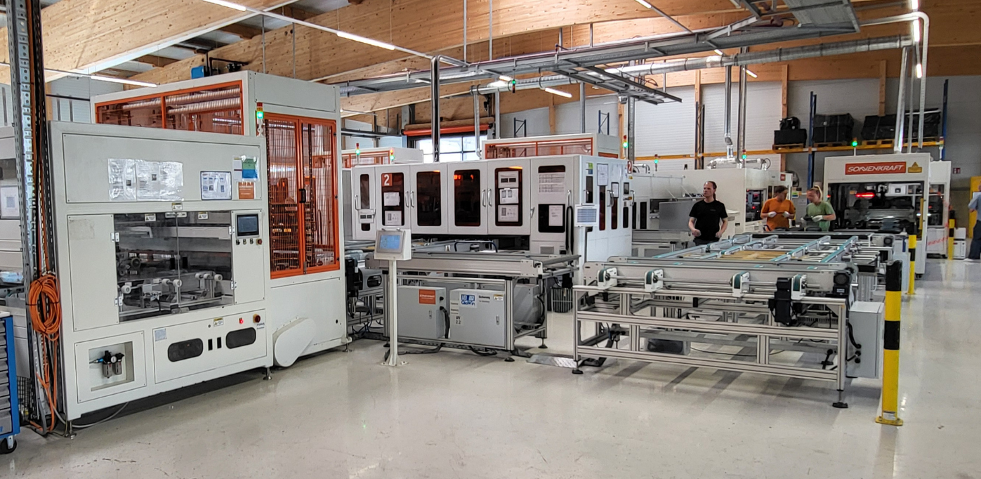 Ligne de production du partenaire Sonnenkraft, en Autriche.