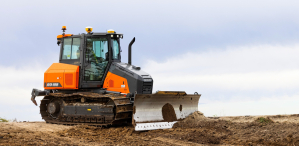 Le DD100 peut intervenir dans les petits chantiers de terrassement. 