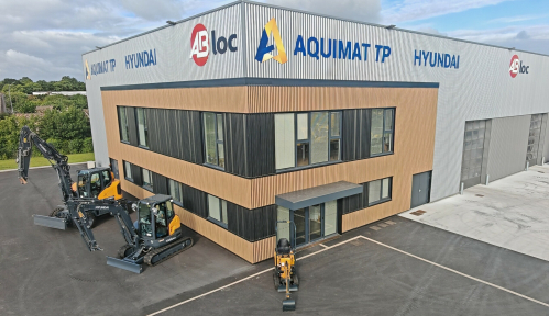 L'agence de Pons en Charente-Maritime partagée par Aquimat TP et AB Loc. 