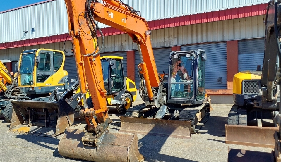 Une midi-pelle Hitachi Zaxis 85 USB 5A (8,5 t) sera notamment mise aux enchères le 29 septembre.