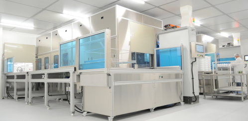 Nouvelle salle propre d’ECP avec ligne de nettoyage multimodule.