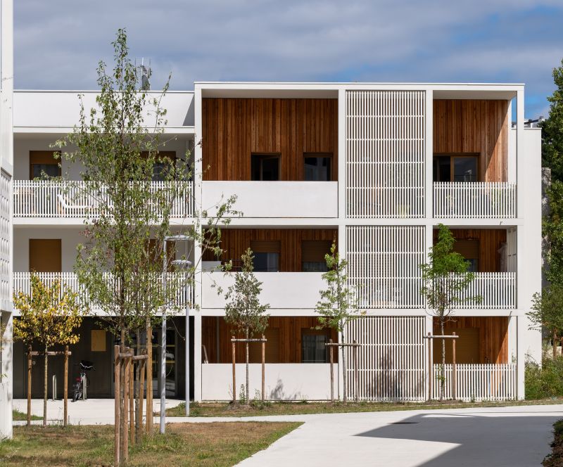 Arobresens - Hersial GC et claustras - MO Gironde Habitat et SEG Fayat et Nexity et Eiffage - Archi BPM Architectes et FLINT Architectes - Ser A2M Proximetal et HDMS.jpg